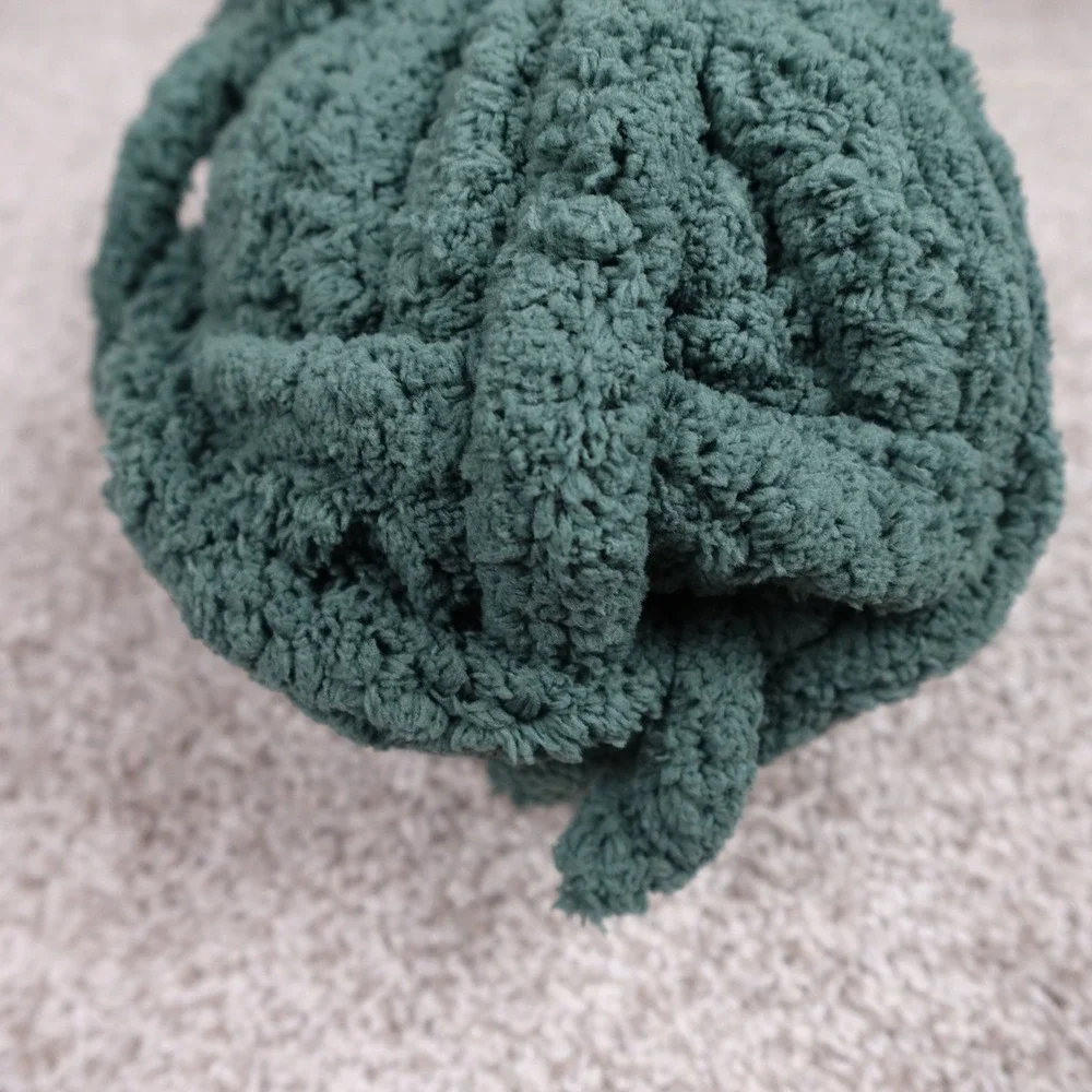 Mellobello Chunky Chenille Yarn Forest Green Super Bulky Soft Velvet DIY Craft